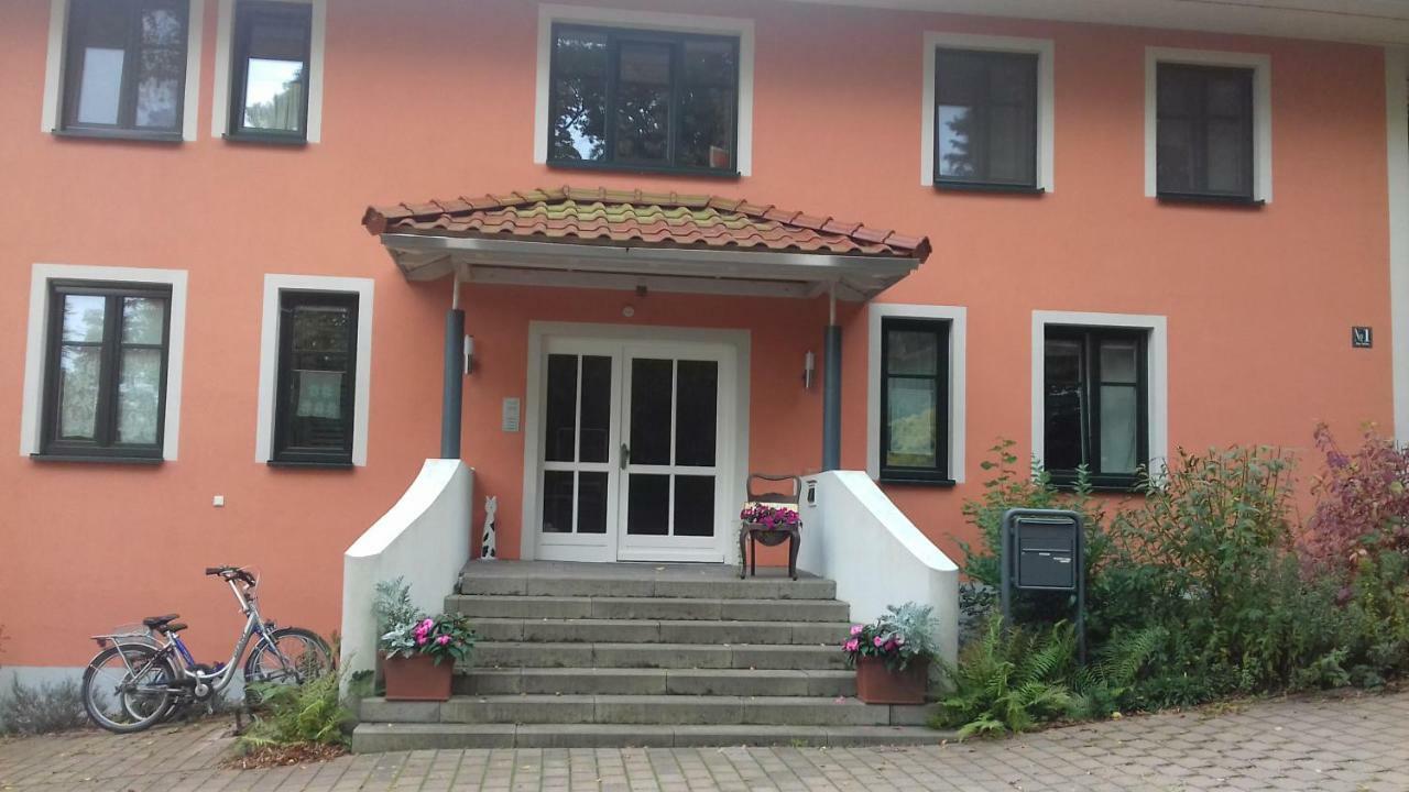 Fewo 2 Ferienwohnung Waren Mueritz - Haus Buchen Am Tiefwarensee - 2 Zi Exteriör bild