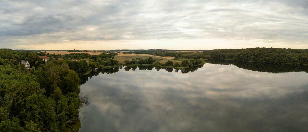 Fewo 2 Ferienwohnung Waren Mueritz - Haus Buchen Am Tiefwarensee - 2 Zi Exteriör bild
